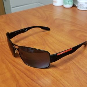 🔥🔥Prada Sunglasses🔥🔥 - SALE TODAY ONLY 1/2 OFF